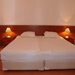 Efir Aparthotel *