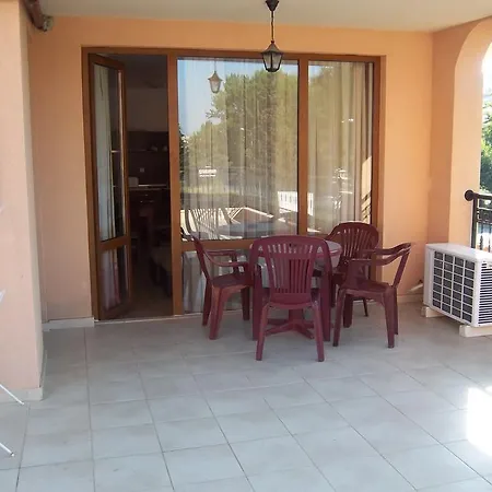 Efir Lägenhetshotell Slăntjev Brjag