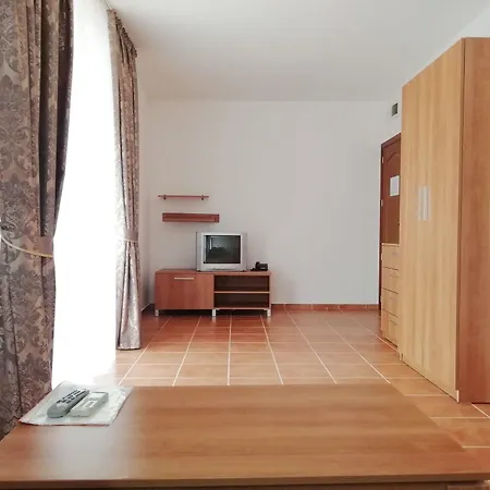 Lägenhetshotell Efir Slăntjev Brjag