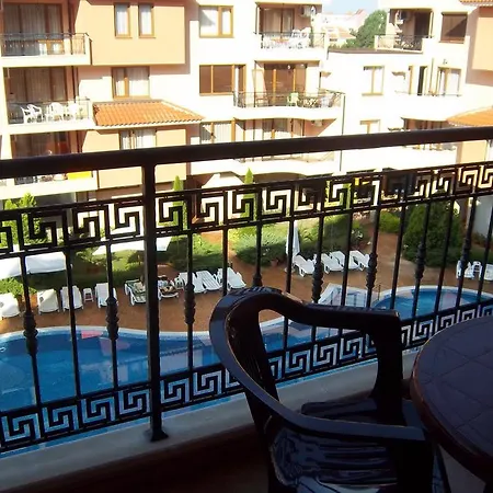 Efir Lägenhetshotell Slăntjev Brjag