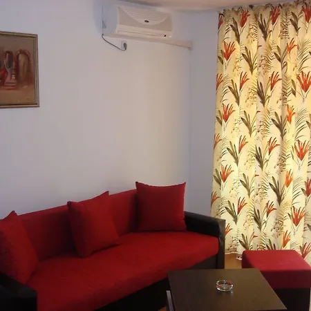 Hotel de apartamente Efir
