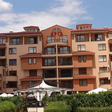 Lägenhetshotell Efir *