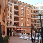 Aparthotel Efir *