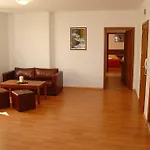 Aparthotel Efir