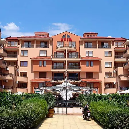 Efir Aparthotel