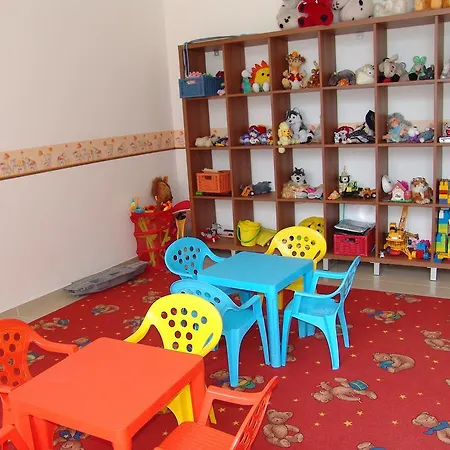 Efir Aparthotel *