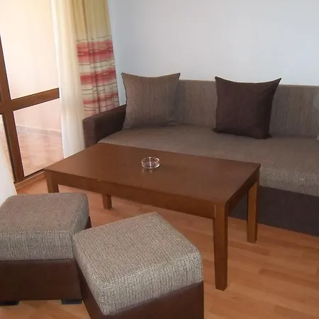 Apartmanhotel Efir Napospart