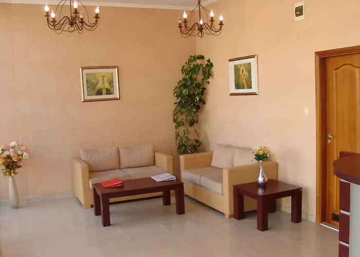 Efir ساني بيتش